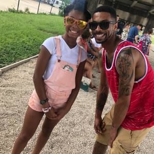 Meet your Posher, Charez